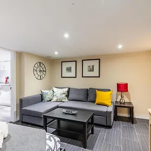 Newly Renovated - Cozy 1Br Apt With Netflix - Prime Location Apartment Toronto