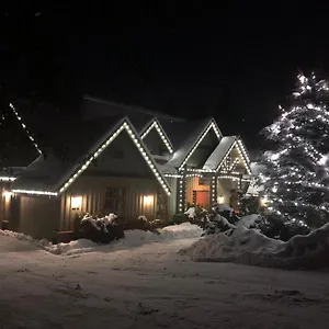 Alpine Chalet Retreat & Wellness Chalet Whistler